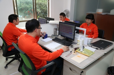 寫(xiě)花團(tuán)隊(duì)